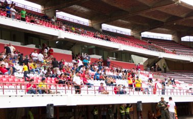 El presidente del Cúcuta Deportivo deberá buscar una cancha para jugar sus compromisos como local el próximo año en la B. Archivo