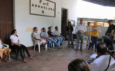 La Opinión