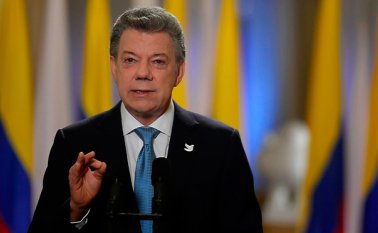 Se lograron precisiones, ajustes y cambios en 56 de los 57 temas abordados, según Santos. Colprensa