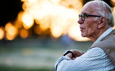 La Asociación Colombiana de Gerontología y Geriatría insta a los adultos mayores de 65 años a que tengan en cuentan que el control de enfermedades como la neumonía pueden ser prevenibles con la vacunación. Colprensa