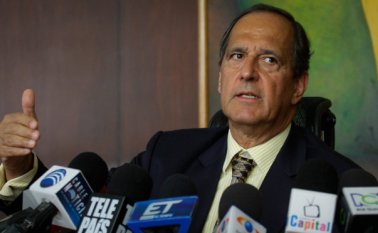 El jefe negociador del Gobierno en los diálogos de paz con el Eln, Juan Camilo Restrepo, señaló que llegó el momento de dialogar para conseguir la paz con ese grupo. Colprensa