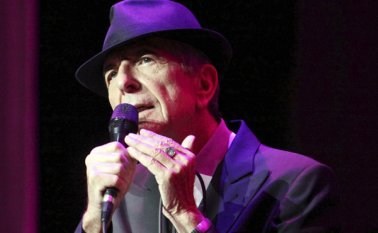 Leonard Cohen fue un poeta, novelista y cantautor. Archivo