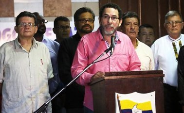 Pablo Catatumbo’ trinó: “@PCatatumbo_Farc: Uribe malgobernó, corrompió y ensangrentó a Colombia durante 8 años y nunca quiso La Paz sino la derrota de las Farc, no pudo. Dilatar no.” Colprensa