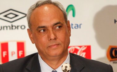 Manuel Burga Tomada de Internet