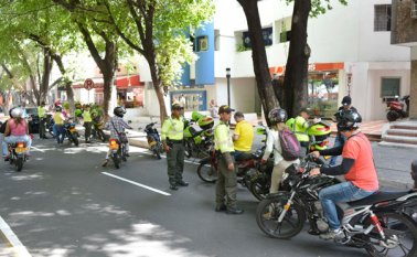 El 'Grupo Élite' de la policía seguirá en la ciudad de manera indefinida. Archivo