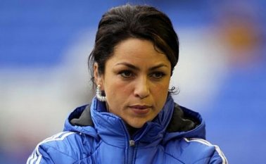 Eva Carneiro. Tomada de Internet