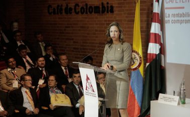María Claudia Lacouture, ministra de Comercio, Industria y Turismo, indicó que el aviturismo será un aliado para el crecimiento del sector cafetero del país. Fedecafe