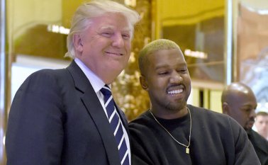 Donald Trump junto al rapero Kanye West. AFP