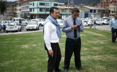 La nueva plataforma funciona por  geolocalización, si una persona quiere verse con otra, basta con enviar una solicitud; y si es aprobada, la ubicación se definirá automáticamente. Colprensa