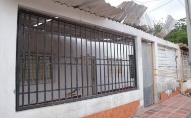 Estas dos viviendas fueron las que  más resultaron afectadas tras la explosión de ese 16 de noviembre del 2016. Ahora las familias permanecen en arriendo y a la espera de que les lleguen las ayudas prometidas.  César Obando