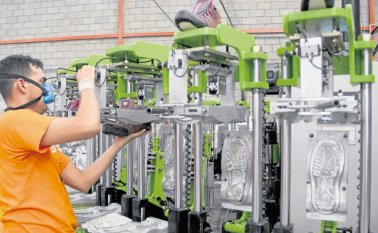 El calzado ha sido la actividad que má se ha fortalecido con la apertura de mercados distintos a Venezuela.   Archivo La Opinión