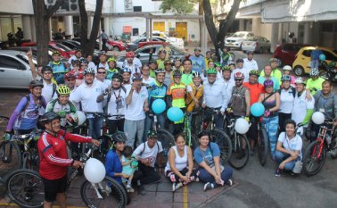 La inauguración se realizó con un ciclopaseo urbano en compañía de funcionarios públicos, ciclistas competitivos, recreativos y urbanos. Cortesía