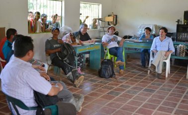 En diciembre pasado hubo un encuentro en caño indio entre la comunidad, delegados del Gobierno y las Farc para tratar el asunto de la sustitución de los cultivos ilícitos, pero tras dos días de diálogos, no hubo un acuerdo. Archivo