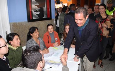 El vicepresidente Germán Vargas Lleras no tiene ninguna restricción para ser candidato a la Presidencia de la República. Colprensa