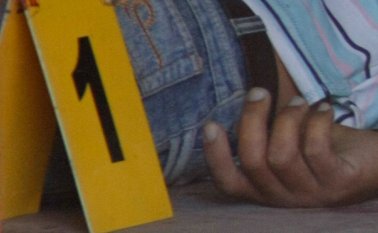 Miembros de la Seccional de Investigación Criminal (Sijín) practicaron la inspección técnica al cadáver. La Opinión