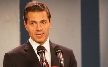 El presidente mexicano Enrique Peña Nieto garantizó que dentro de esta nueva relación con EEUU "no se aceptará nada que vaya en contra de nuestra dignidad como país y de los mexicanos". César Obando