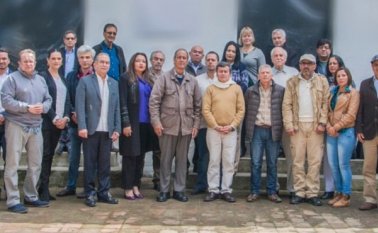 La reunión entre los representantes de las partes habría empezado después de las 9:00 de la mañana de este sábado, luego de que las delegaciones se reunieran en la tarde de ayer (viernes). Colprensa