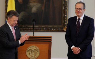 Este lunes, ante el presidente Juan Manuel Santos, se posesionó el nuevo procurador general, Fernando Carillo Colprensa