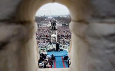 Miles acudieron a la Casa Blanca para escuchar al magnate republicano en su posesión como presidente de EEUU. AFP