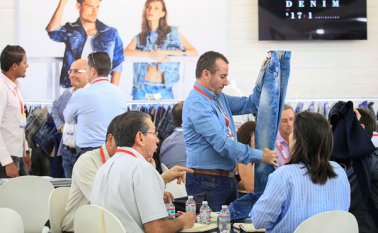 Los empresarios de jeans de Cúcuta asistirán a la 29 versión de la feria Colombiatex de las Américas para conocer las nuevas tecnologías y tendencias. Archivo