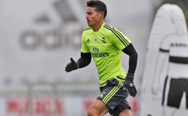 James Rodríguez presentó una sobrecarga en su pierna derecha. Archivo