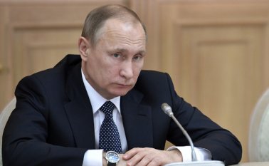 Vladimir Putin hablará el sábado con Donald Trump AP
