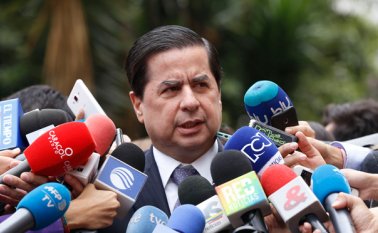 El ministro del Interior, Juan Fernando Cristo, planteó la posibilidad que se explore la necesidad de crear una misión territorial que entregue recomendaciones al Gobierno para aprovechar el mal llamado ‘fast track’ para que se tomen decisiones que largamente han sido aplazadas en el país. Colprensa