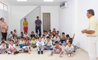 Se beneficiarán con una de las salas a los niños del colegio Luis Carlos Galán Sarmiento. En marzo, estará dotada en su totalidad. Luis Alfredo Estévez