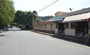 En los alrededores del parque se presentan constantemente robos según cuenta la comunidad que ya pasó un derecho de petición para pedir más presencia de las autoridades.  Cortesía
