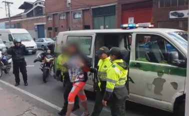 La Policía Metropolitana de Bogotá ha atendido, solo en 2017, 30 casos de menores de edad que se evaden de sus casas de manera voluntaria  Captura de video