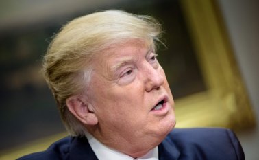 ""La orden del presidente tiene como fin proteger a la patria", respondió La Casa Blanca. AFP