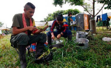 "El Gobierno (...) recibe de buena fe de parte del grupo armado (Farc) el listado de sus integrantes", recalcó también el Alto Comisionado para la Paz, Sergio Jaramillo. AFP