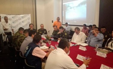 En La Gobernación se desarrolló un Consejo de Seguridad. Se espera que estos encuentros  entre autoridades se repitan periódicamente y simultáneamente se den resultados.  Cortesía