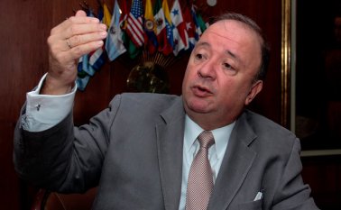 Luis Carlos Villegas Echeverri, Ministro de Defensa. Colprensa