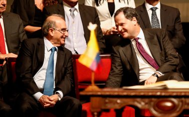 Humberto de la Calle (izq) y Sergio Jaramillo (der), Alto Comisionado para la Paz. Colprensa