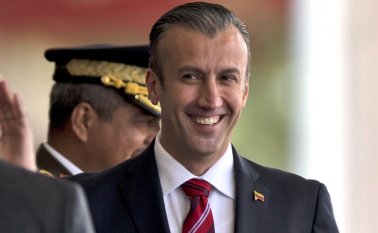 Las autoridades estadounidenses han tenido a El Aissami en la mira desde hace una década, cuando docenas de pasaportes venezolanos falsos fueron a dar a presuntos miembros de Hezbolá en el Medio Oriente.  AP