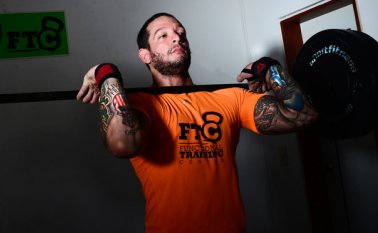 Mario Prada, uno de los practicantes de crossfit en Cúcuta, espera dejar en alto el nombre de la ciudad en Medellín. Édgar Cusgüen