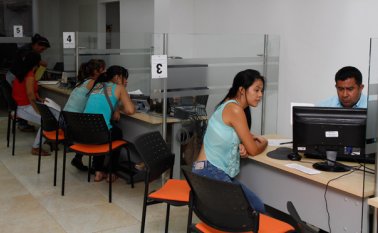 Un balance de la institución reveló que en 2016 se formaron a 179.000 aprendices en diversas áreas. Sin embargo, solo se ubicaron a 7.505 personas en algunas empresas del departamento. Archivo La Opinión