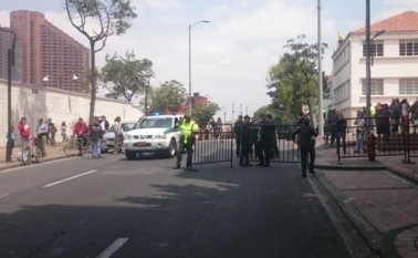 Una fuerte explosión acaba de presentarse en el sector de la Macarena en el Centro de la Capital del país. Según las primeras versiones el estallido se produjo en cercanías a la Plaza de Toros. Colprensa