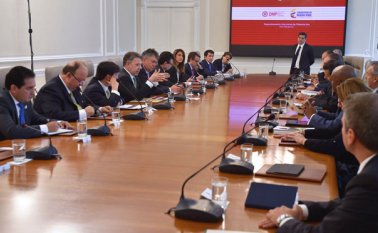 El director del Departamento Nacional de Planeación, Simón Gaviria, explicó por qué se tomó la decisión para cada sector y los ministros que lideran las carteras de esos sectores explicaron cuáles serán sus metas. Colprensa