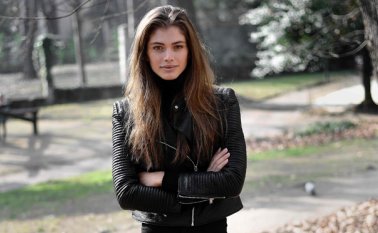 Valentina inició su carrera en Brasil hace casi cuatro años, llegando a ser "embajadora" de L´Oreal y figura destacada en octubre pasado de la Semana de la Moda de Sao Paulo, tras desfilar con firmas tales como Agua de Coco y Vitorino Campos. AFP