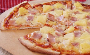 El caso surgió de una broma, difundida por los medios nacionales, durante una visita del jefe de Estado a mediados de febrero a un centro de secundaria de Akureyri, en el norte de la isla. Internet