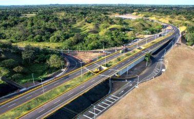 En el acuerdo se establece que la concesionaria renunciará a sus pretensiones económicas formuladas ante el tribunal de arbitramento. Colprensa