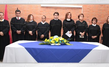 Edgar Manuel Caicedo, Juan Carlos Conde, Yaneth Sánchez Tocora, Roberto Antonio Benjumea, Luis Giovanni Sánchez, Nidiam Belén Quintero, Martha Isabel García, Ángela Giovanna Carreño y Constanza Forero de Raad. Obando