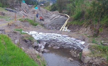 En un tramo de 400 metros se canaliza la quebrada La Viuda. Roberto Ospino