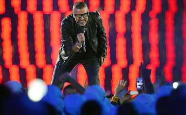 A lo largo de su vida, Michael protagonizó varios incidentes vinculados al consumo de alcohol y drogas, y las enfermedades mencionadas en el informe final del forense -coronarias y hepática- pueden ser el resultado del abuso de ambas cosas. AFP