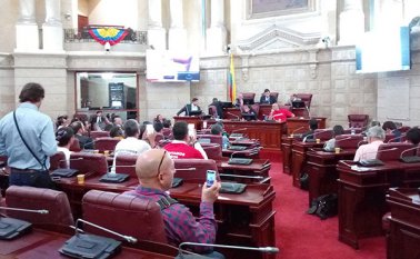 El director Nacional de Fiscalías, Luis González, durante su participación en la audiencia pública que se cumplió en el Capitolio del Congreso, relacionada con los escenarios deportivos de los Juegos Nacionales, aseguró que un grupo de expertos está recaudando los últimos datos para ‘desenmarañar’ este desfalco. Colprensa