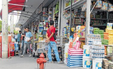 En enero 236.877 personas con empleo no gozaron de los beneficiosos y la seguridad social que establece la ley. Archivo La Opinión