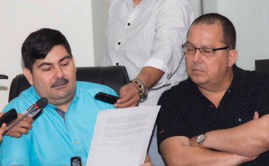 Antes de comenzar la plenaria de ayer, el concejal Víctor Suárez pidió un espacio para retractarse públicamente de los señalamientos contra el juez Ochoa. Luis Alfredo Estévez