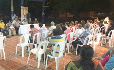 Las autoridades municipales se comprometieron a cumplir los compromisos adquiridos. Cortesía